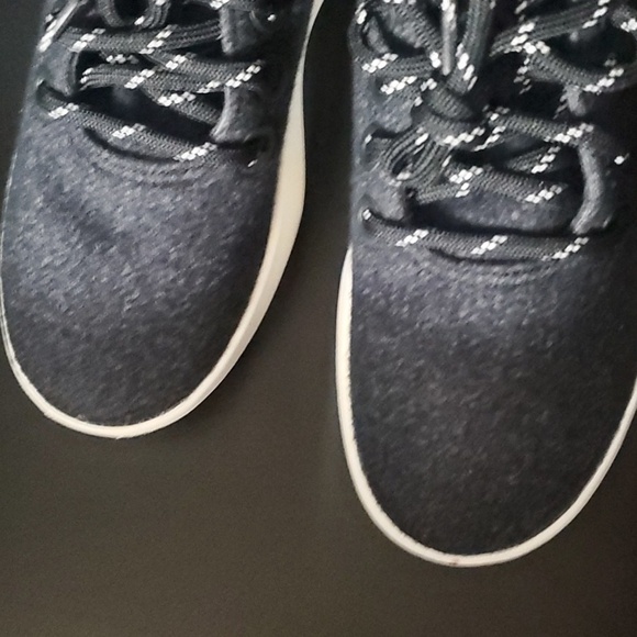 Allbirds Black and White Sneakers Womens Size 5 Wrum W5 - Picture 8 of 14